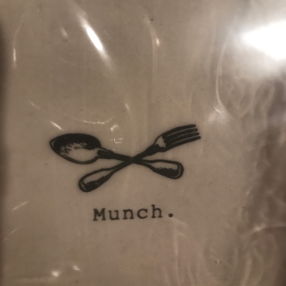 Rae Dunn Snack Nibble Munch 3 tray set - Picture 4 of 4